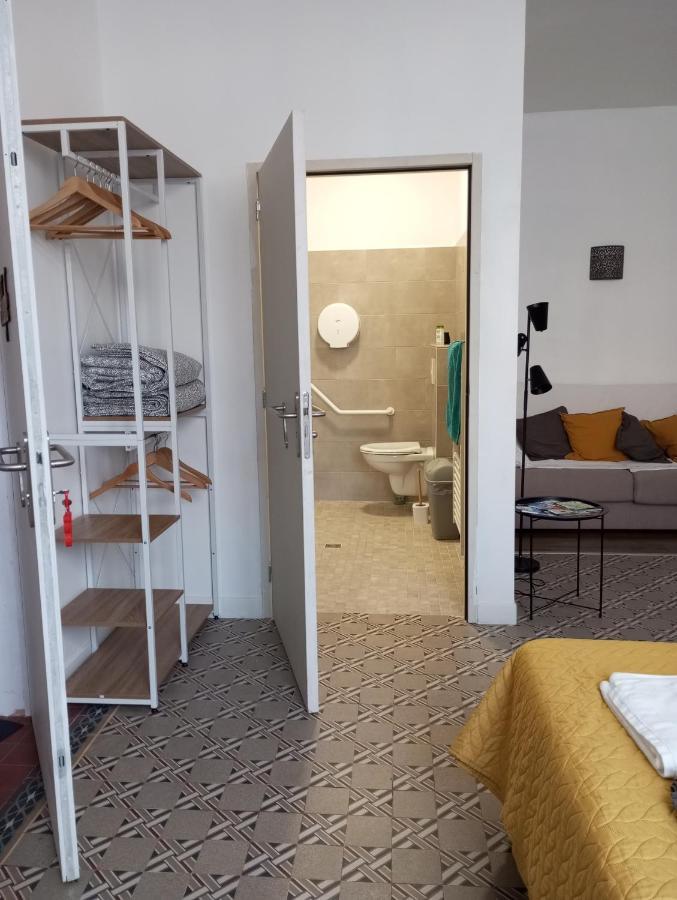 Chambre D'Hotes Pmr Hildegarde Moissac Luaran gambar